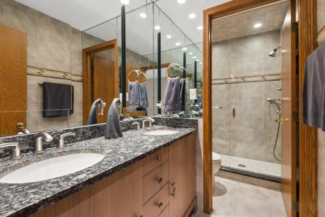 2445 Vicki Lane Northbrook IL 60062