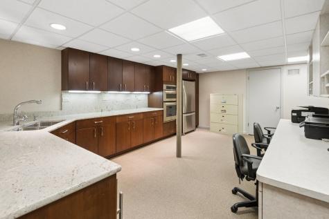 2445 Vicki Lane Northbrook IL 60062