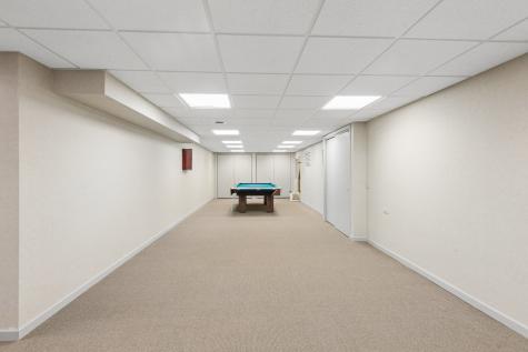 2445 Vicki Lane Northbrook IL 60062