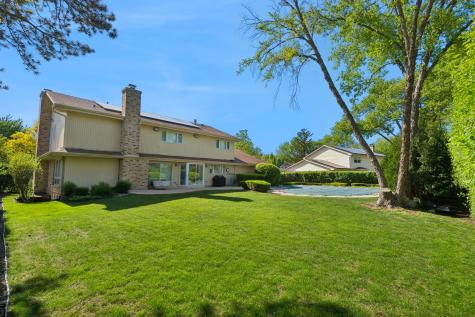 2445 Vicki Lane Northbrook IL 60062