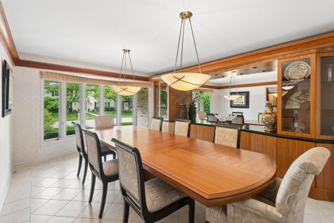 2445 Vicki Lane Northbrook IL 60062