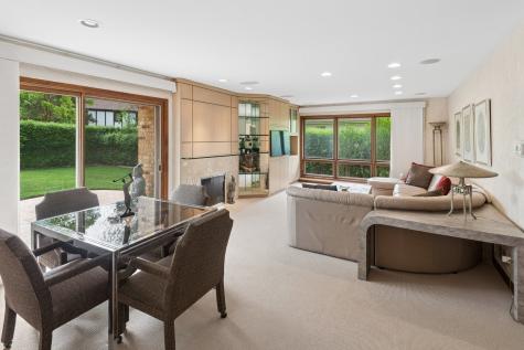 2445 Vicki Lane Northbrook IL 60062
