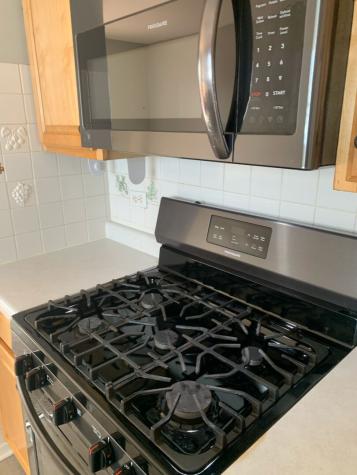 1073 Foxworth Boulevard Lombard IL 60148