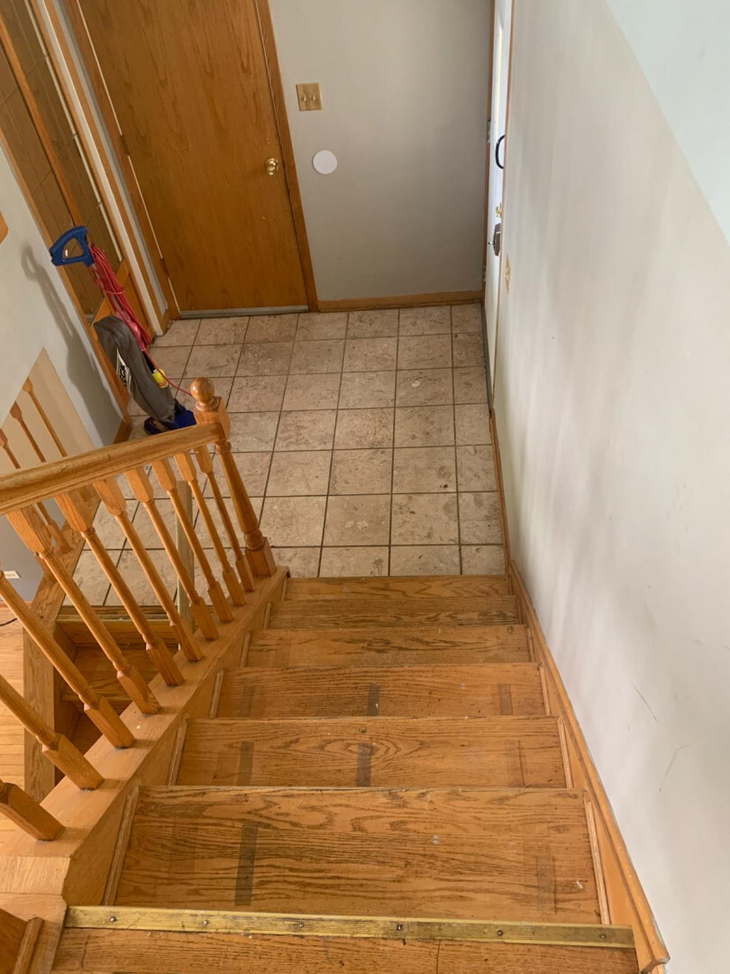 1073 Foxworth Boulevard Lombard IL 60148