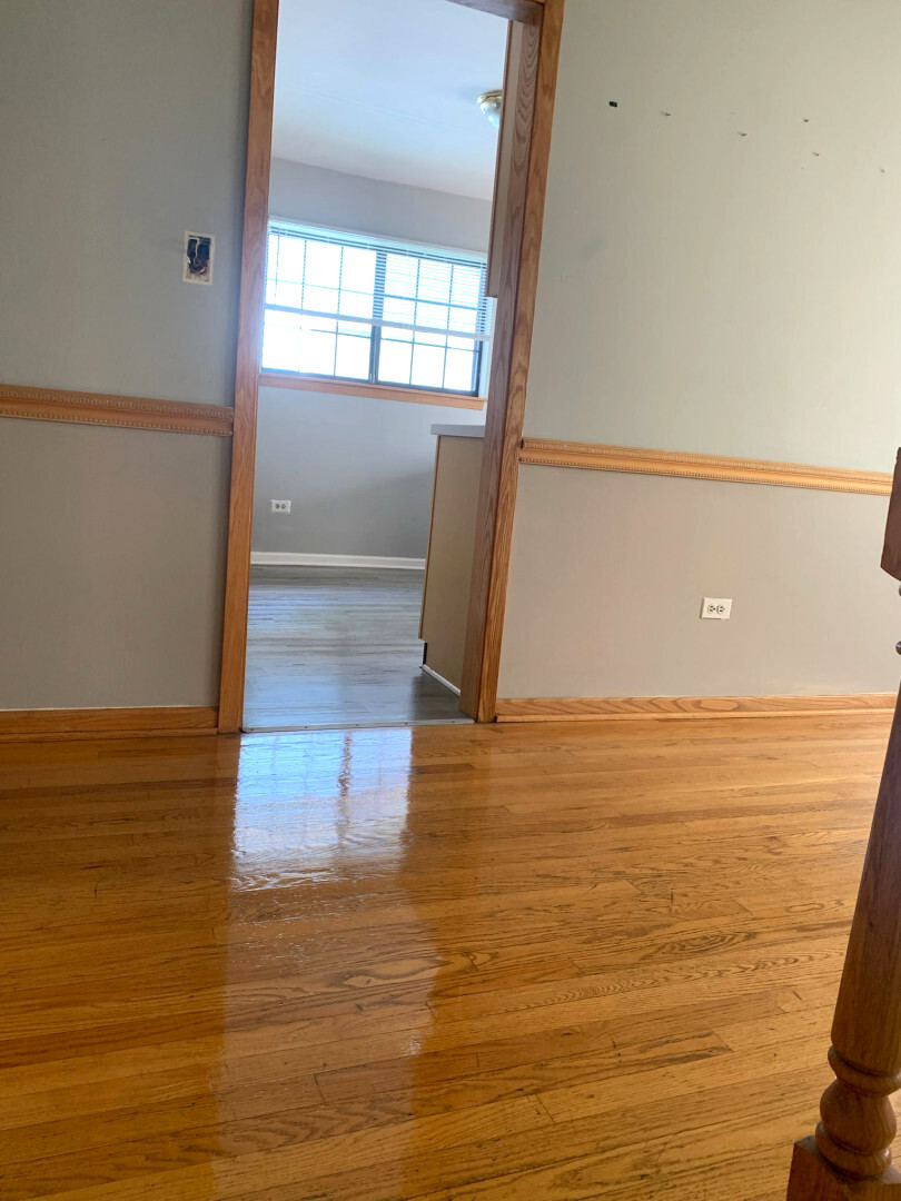 1073 Foxworth Boulevard Lombard IL 60148