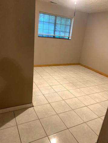 1073 Foxworth Boulevard Lombard IL 60148