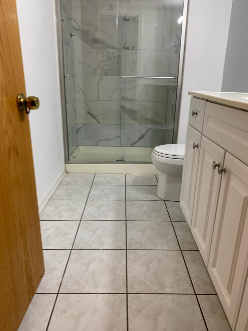 1073 Foxworth Boulevard Lombard IL 60148