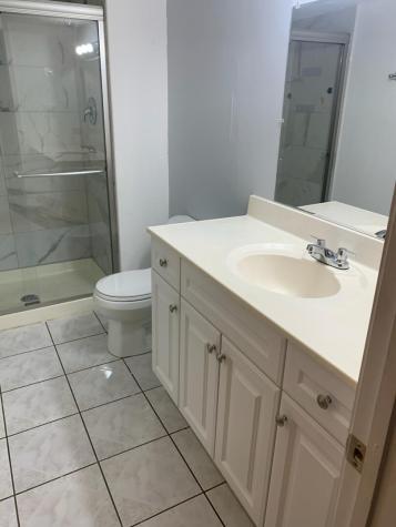 1073 Foxworth Boulevard Lombard IL 60148