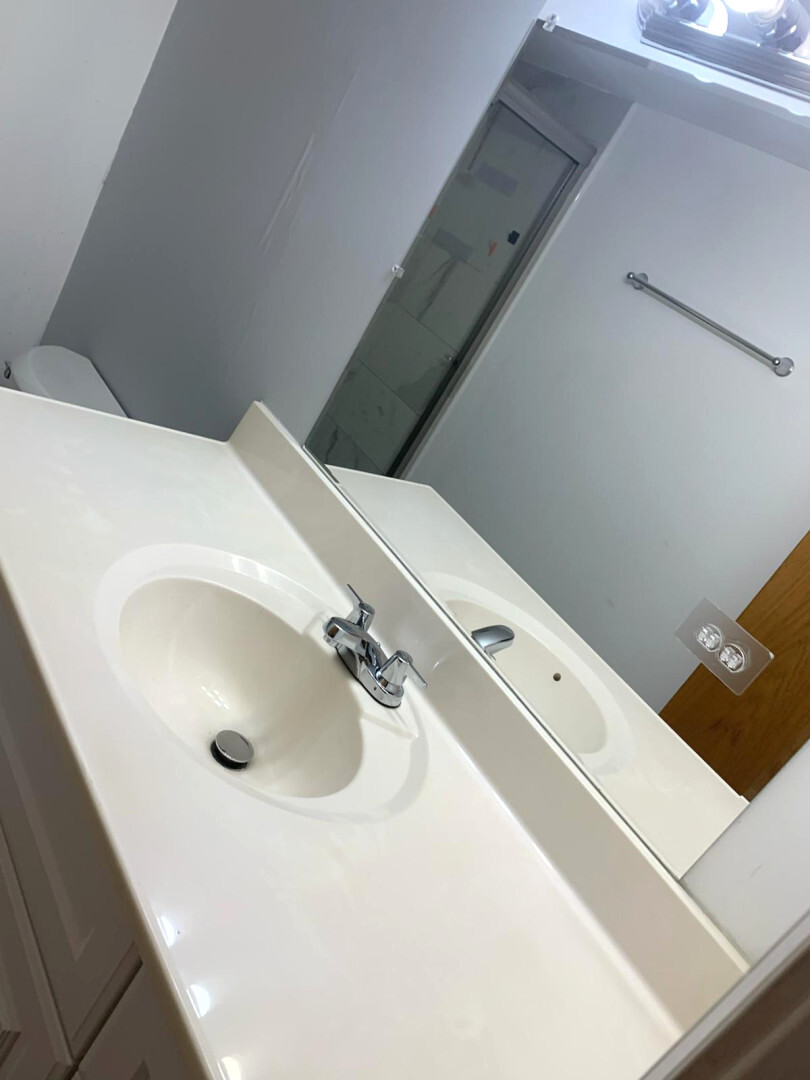 1073 Foxworth Boulevard Lombard IL 60148