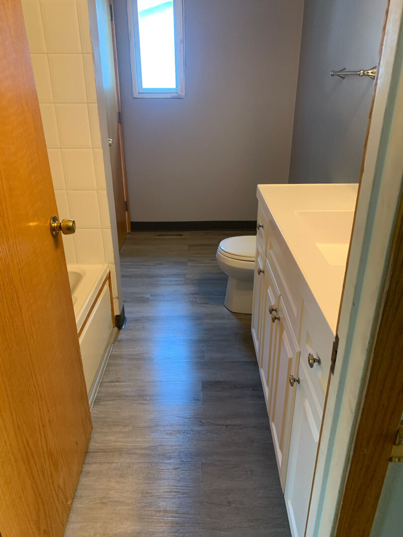 1073 Foxworth Boulevard Lombard IL 60148