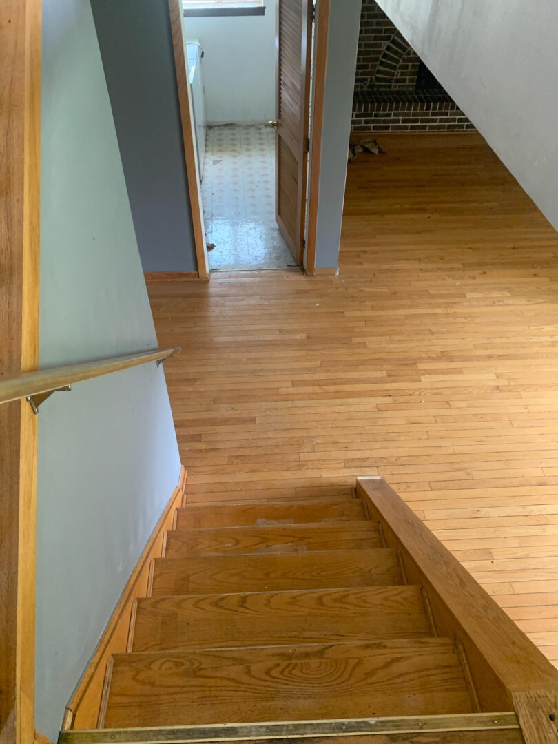 1073 Foxworth Boulevard Lombard IL 60148