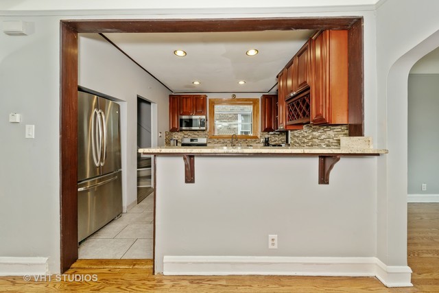 8623 South Vernon Avenue Chicago IL 60619