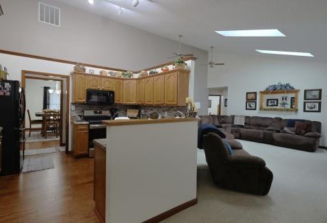 2861 College Street Road Salem IL 62881