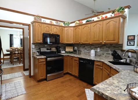 2861 College Street Road Salem IL 62881
