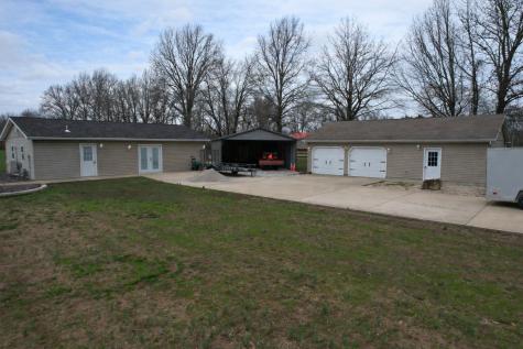 2861 College Street Road Salem IL 62881