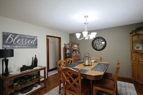 2861 College Street Road Salem IL 62881