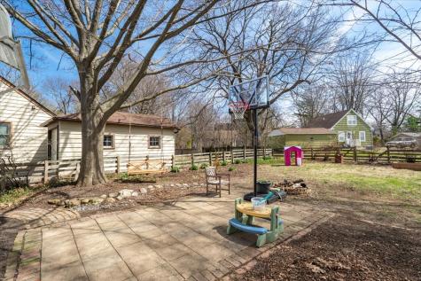 413 Grant Street Normal IL 61761