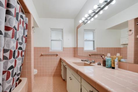 801 North Alann Drive Joliet IL 60435