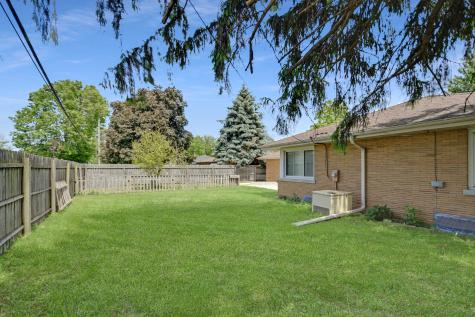 801 North Alann Drive Joliet IL 60435