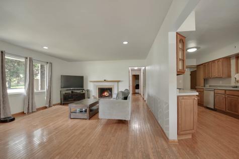 801 North Alann Drive Joliet IL 60435