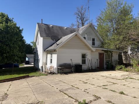 706 Dewey Street Harvard IL 60033