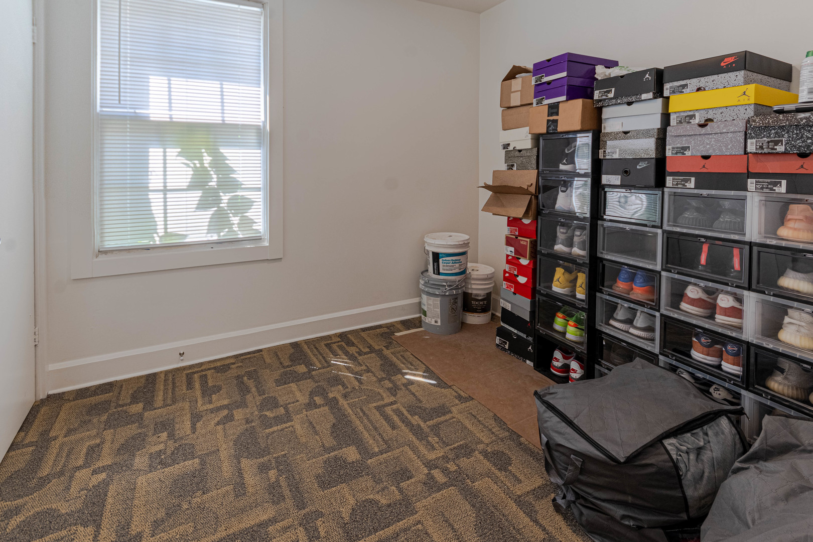 919 North Karlov Avenue Chicago IL 60651