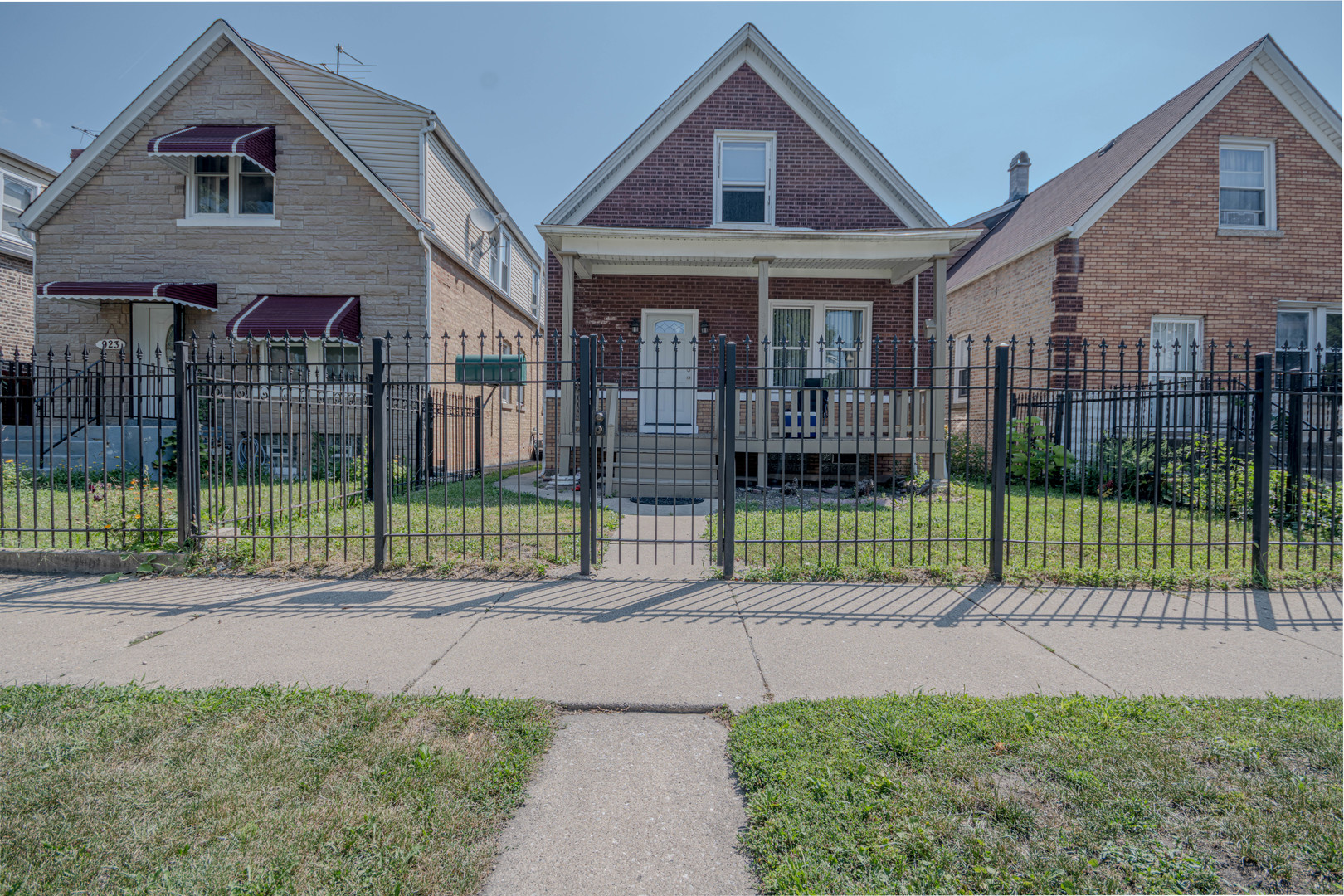 919 North Karlov Avenue Chicago IL 60651