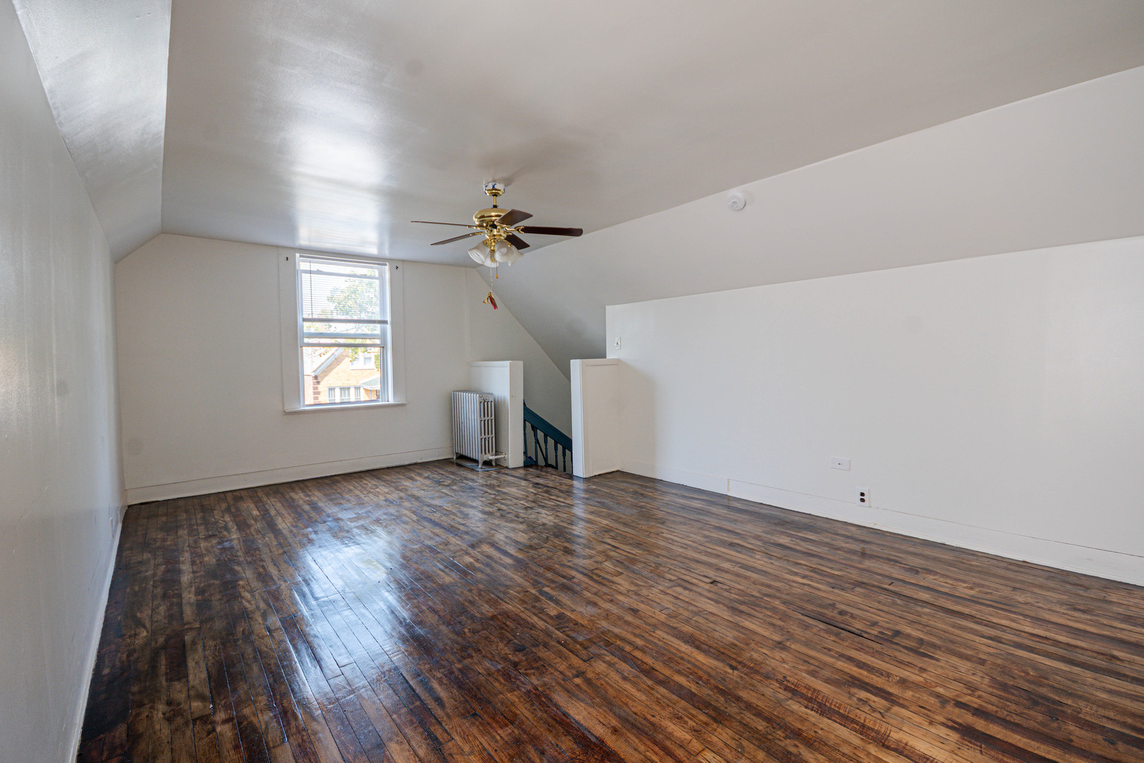 919 North Karlov Avenue Chicago IL 60651