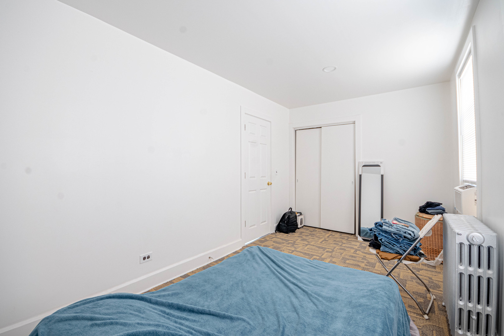 919 North Karlov Avenue Chicago IL 60651