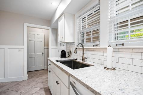 4814 Bryan Place Downers Grove IL 60515