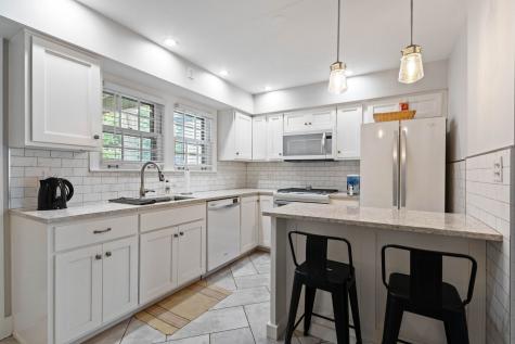 4814 Bryan Place Downers Grove IL 60515