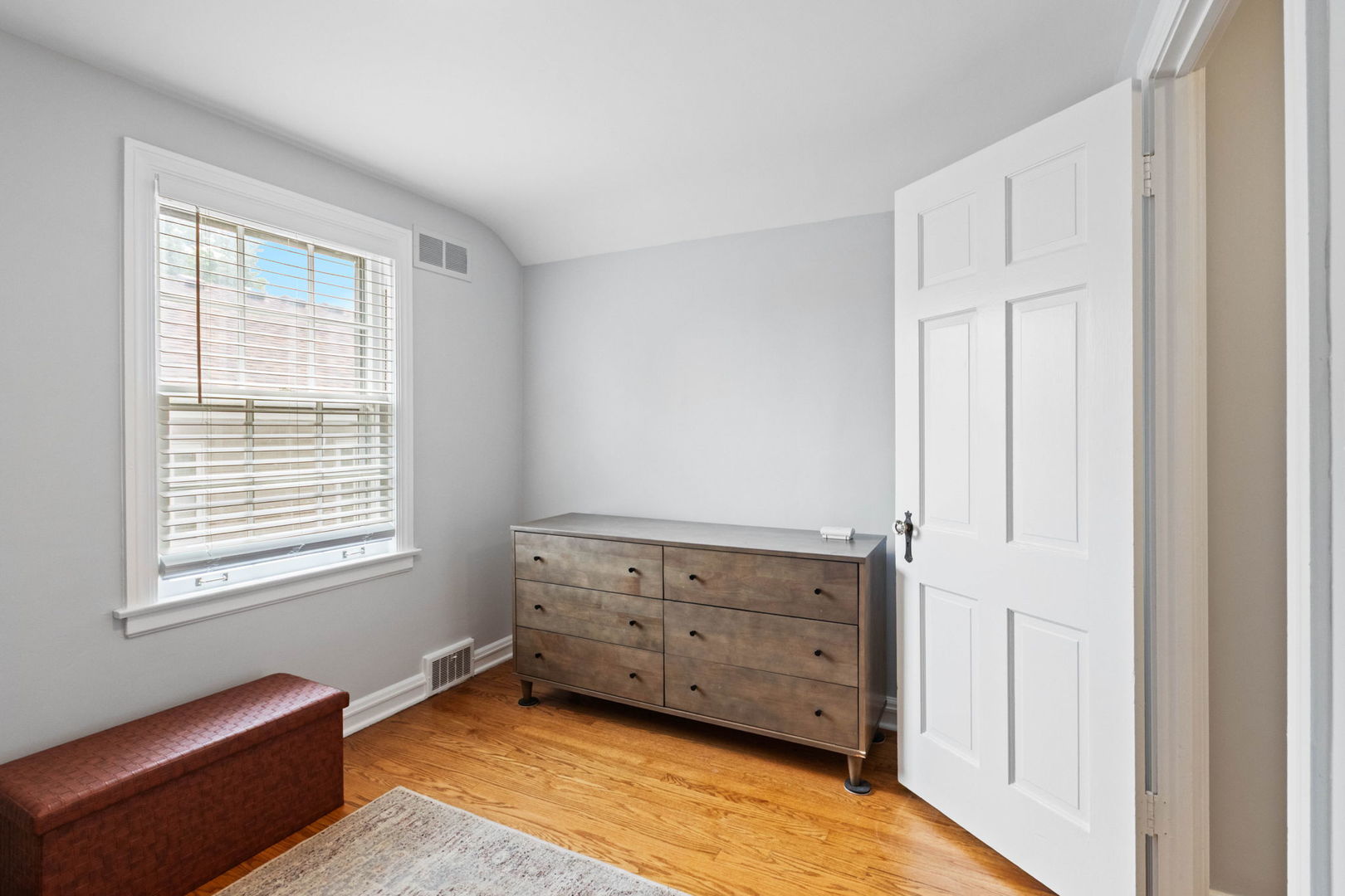 4814 Bryan Place Downers Grove IL 60515