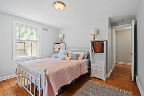 4814 Bryan Place Downers Grove IL 60515