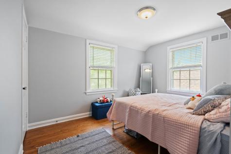 4814 Bryan Place Downers Grove IL 60515