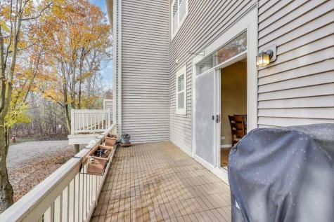 934 Tuscany Drive Streamwood IL 60107