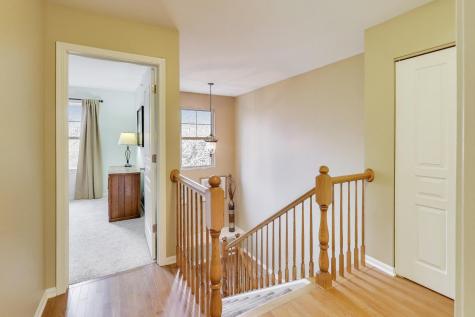 934 Tuscany Drive Streamwood IL 60107