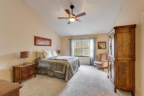 934 Tuscany Drive Streamwood IL 60107