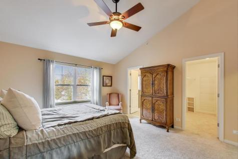 934 Tuscany Drive Streamwood IL 60107