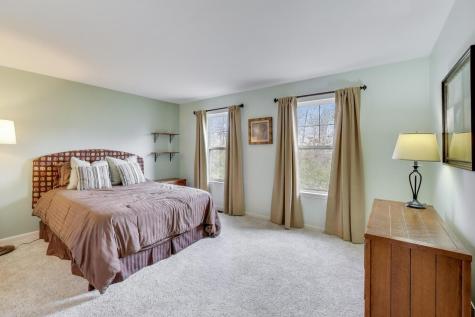 934 Tuscany Drive Streamwood IL 60107