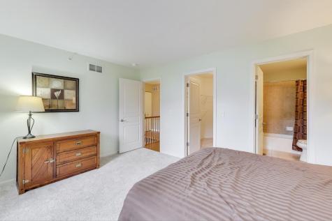 934 Tuscany Drive Streamwood IL 60107