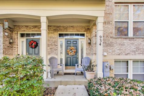 934 Tuscany Drive Streamwood IL 60107
