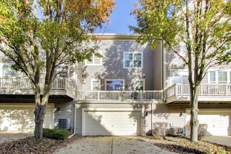 934 Tuscany Drive Streamwood IL 60107
