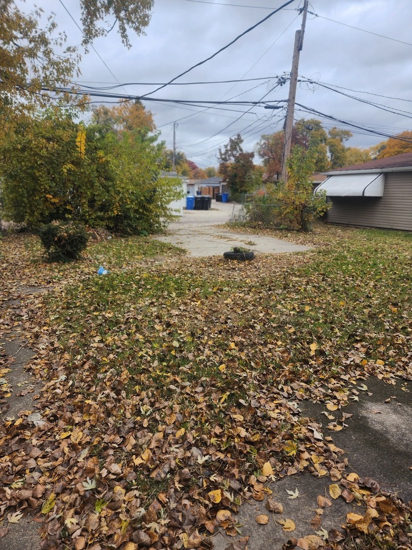 948 West Vermont Avenue Chicago IL 60643