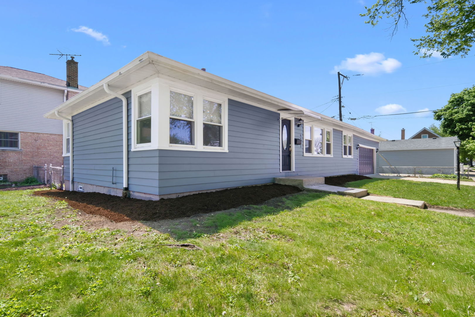6207 West Eastwood Avenue Chicago IL 60630