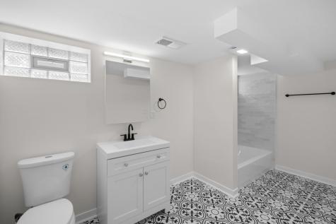 6207 West Eastwood Avenue Chicago IL 60630