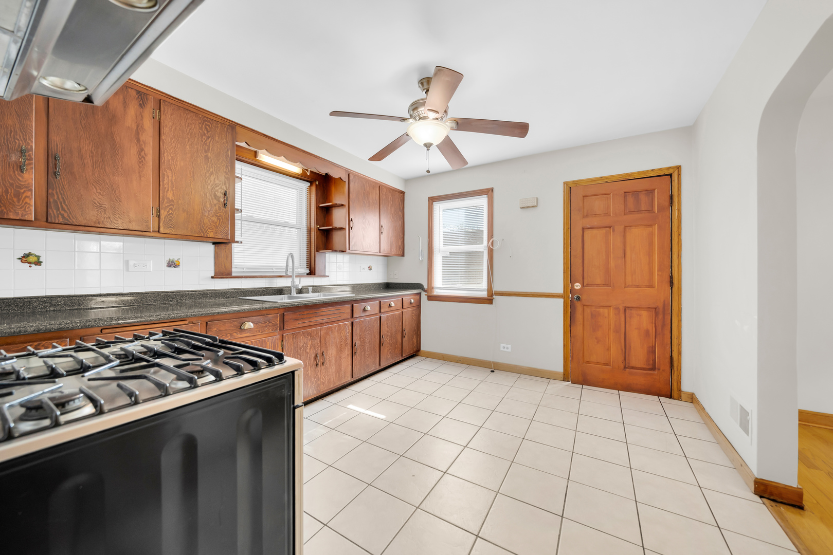 6422 South Komensky Avenue Chicago IL 60629