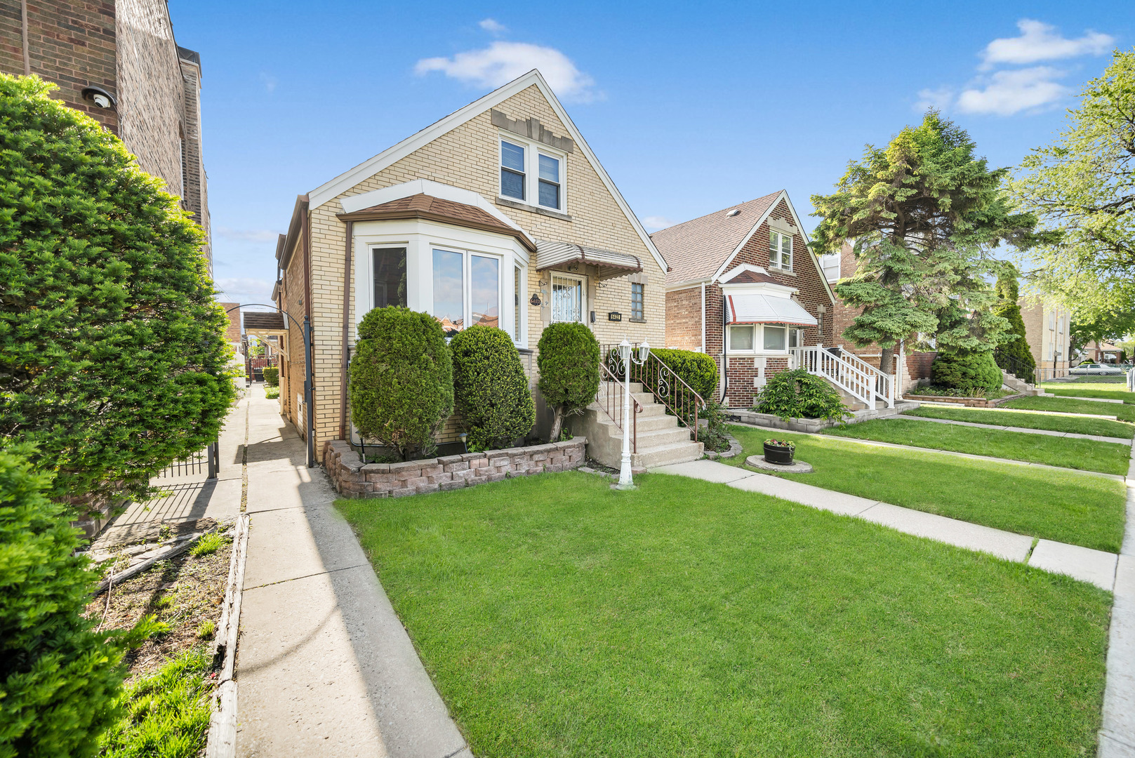 6422 South Komensky Avenue Chicago IL 60629