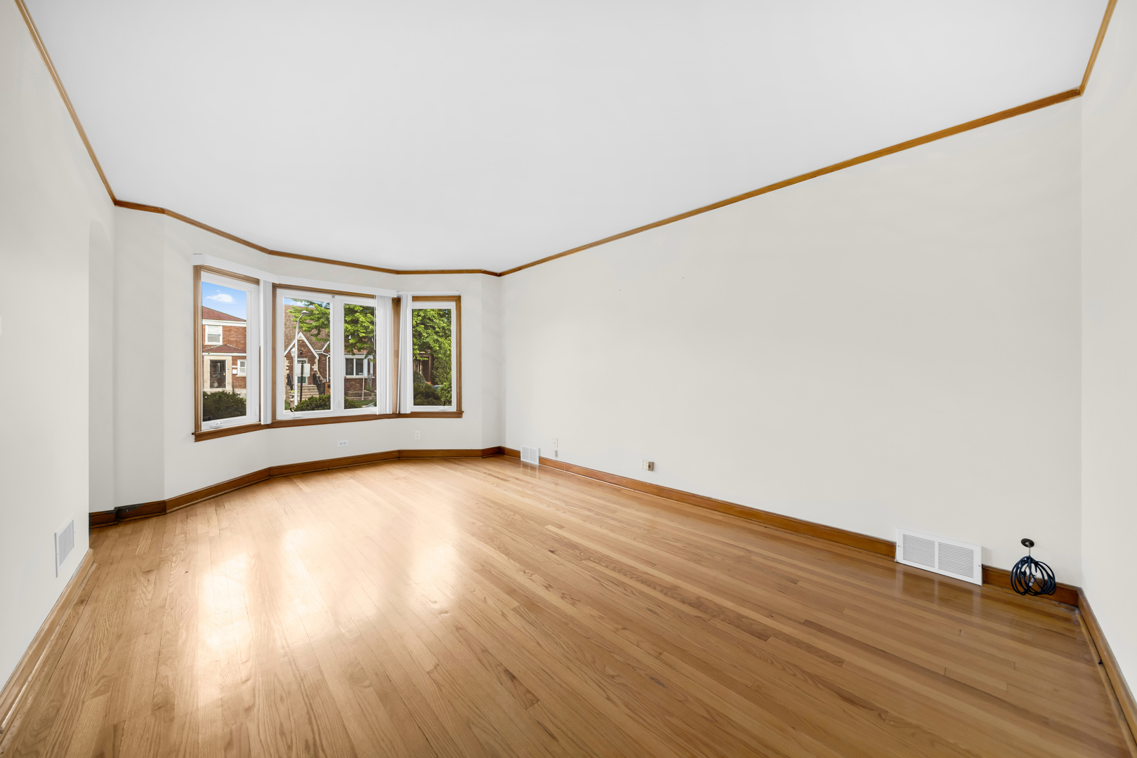 6422 South Komensky Avenue Chicago IL 60629