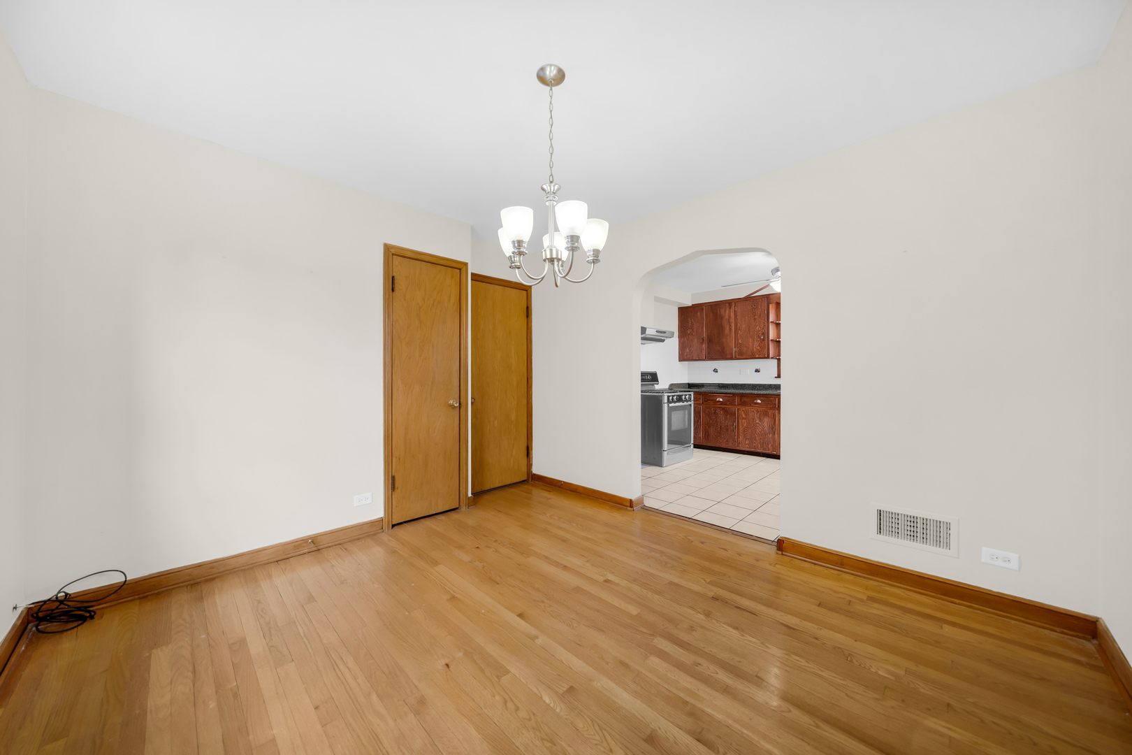 6422 South Komensky Avenue Chicago IL 60629
