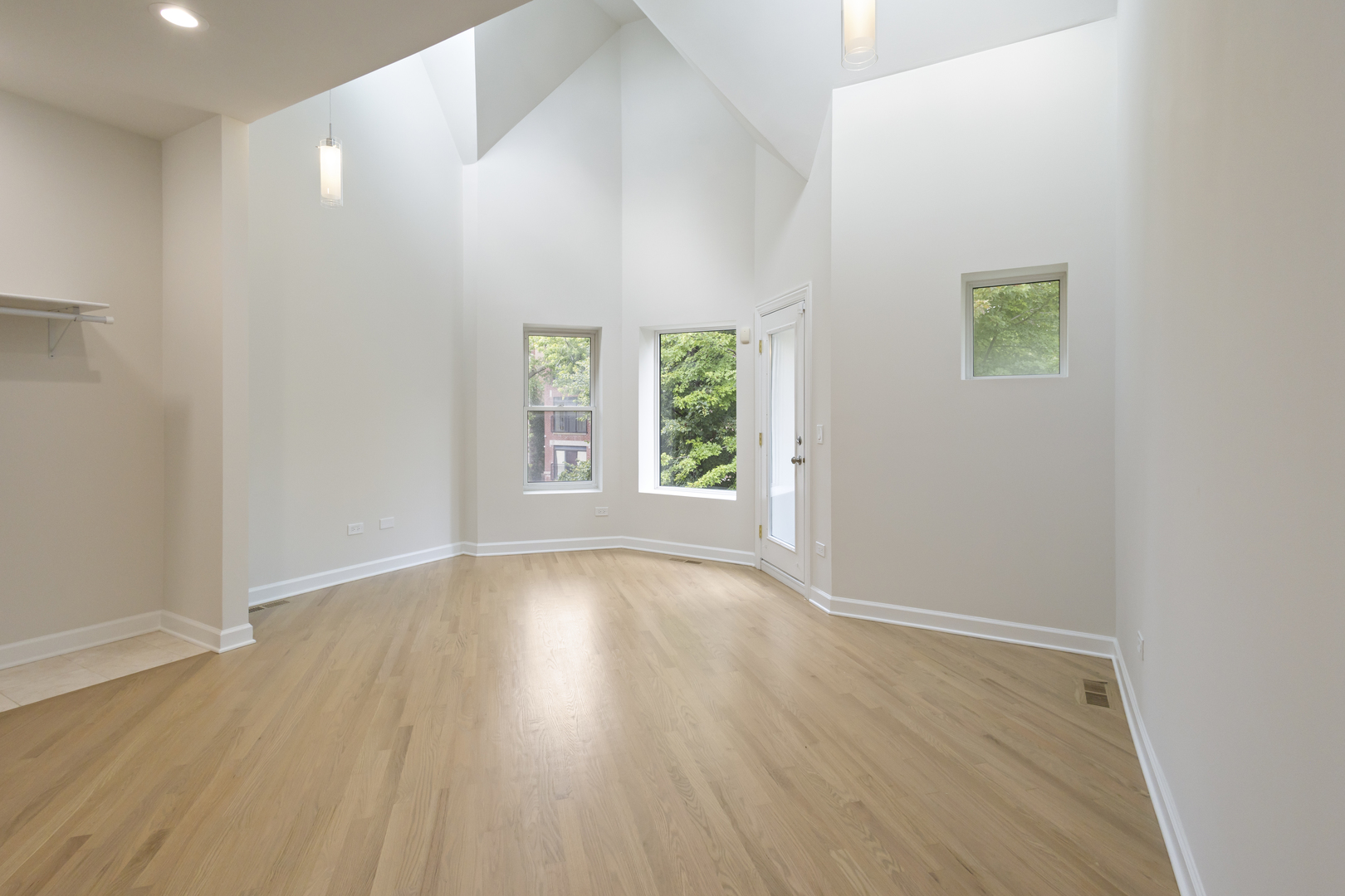 6505 South Woodlawn Avenue Chicago IL 60637